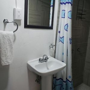 Habitación Económica con Cama King